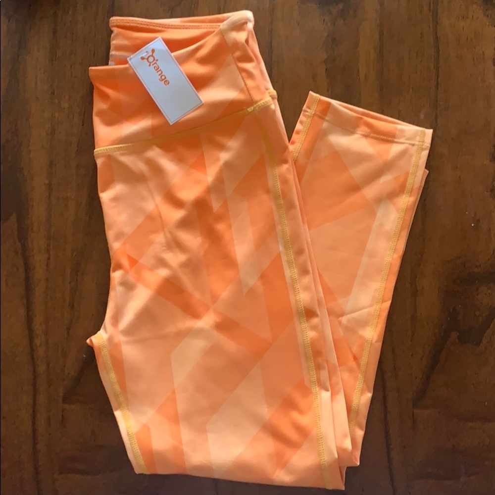 NWT Orangetheory crops